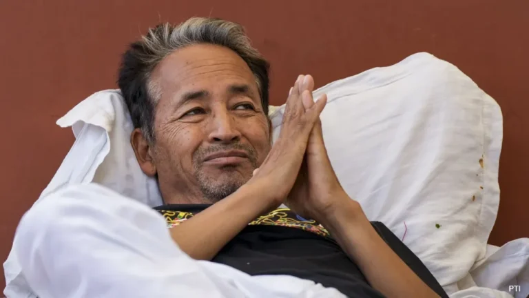 sonam-wangchuk-protest-delhi-peaceful-democracy-2026
